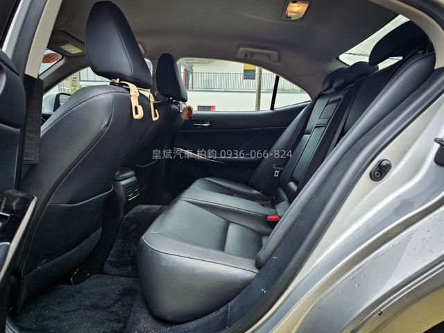 Lexus IS  第11張相片
