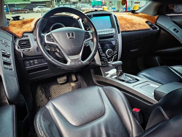 Luxgen U6 Turbo  第9張相片