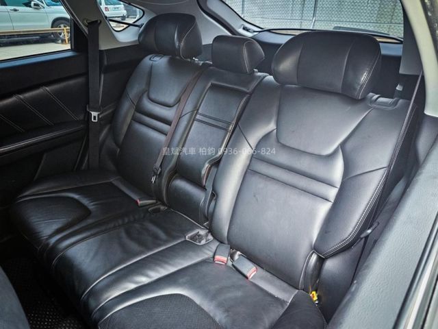 Luxgen U6 Turbo  第10張相片