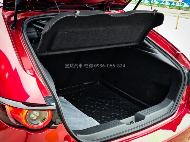 Mazda Mazda3  第13張相片