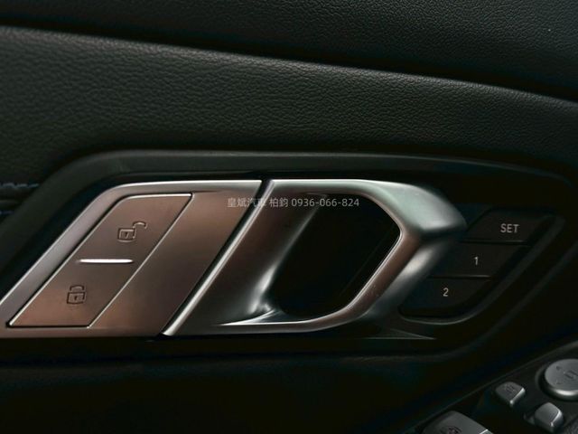 BMW/ 寶馬 320i M Sport  第8張相片