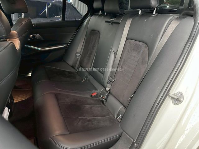 BMW/ 寶馬 320i M Sport  第9張相片