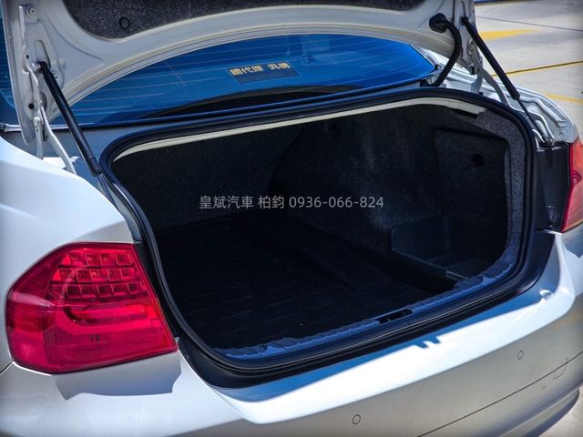 BMW/ 寶馬 323i  第12張相片