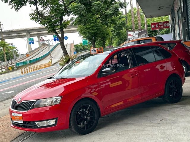 Skoda Rapid  第1張相片