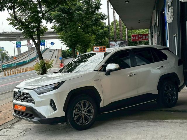 Toyota RAV4  第1張相片