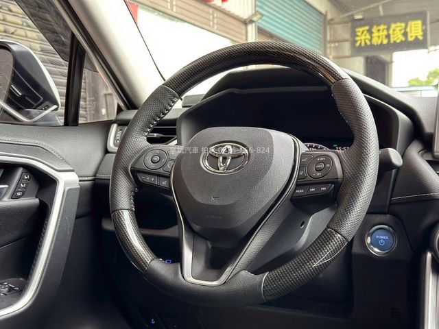 Toyota RAV4  第6張相片
