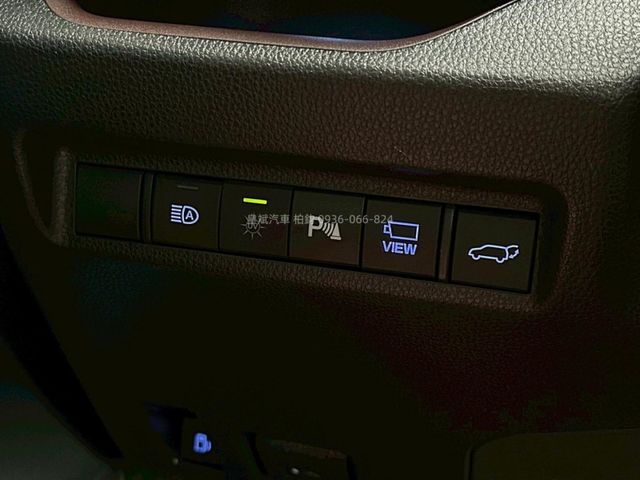 Toyota RAV4  第11張相片