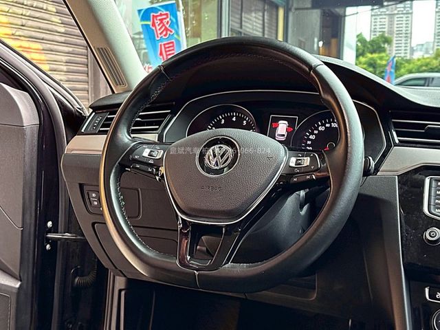 Volkswagen 福斯 Passat  第6張相片