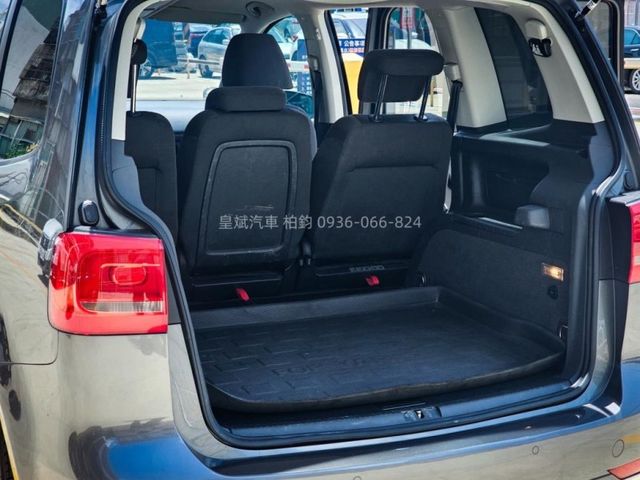 Volkswagen 福斯 Touran  第12張相片