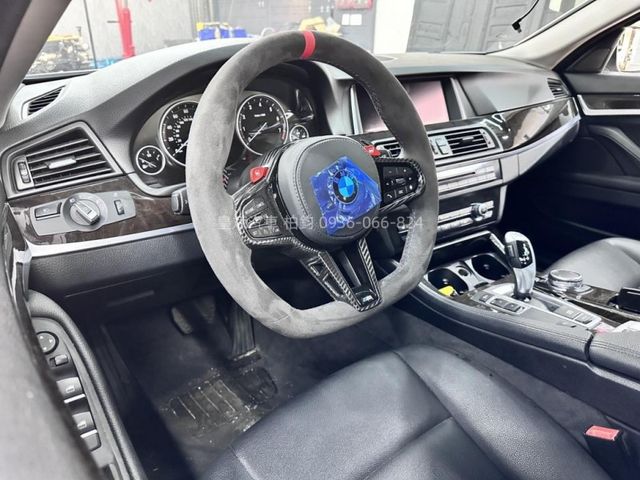 2015年528i 全車改新頭/G世代前後保/G世代頭燈/尾翼/四出排氣管/CS方向盤  第4張相片
