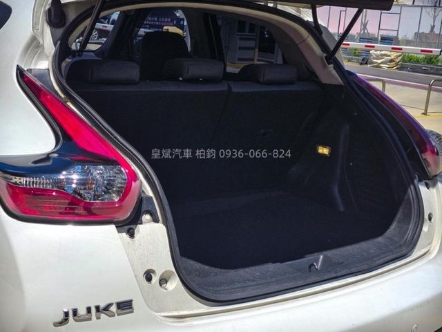 2014年JUKE IKEY/摸門/定速/顯影/雷達/電熱通風椅  第13張相片