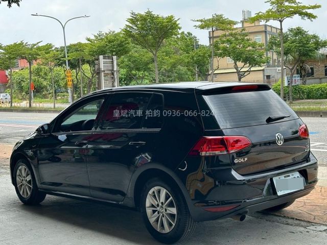 Volkswagen 福斯 Golf  第4張相片