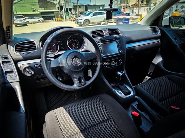 Volkswagen 福斯 Golf  第6張相片