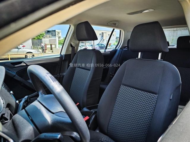 Volkswagen 福斯 Golf  第9張相片