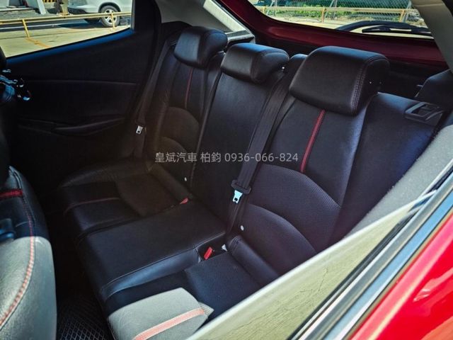 Mazda Mazda2  第7張相片