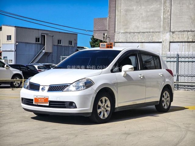 Nissan Tiida  第1張相片