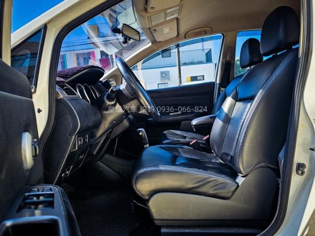 Nissan Tiida  第6張相片