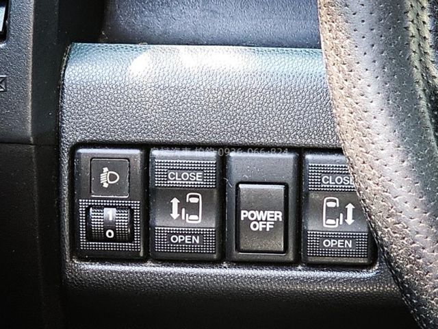 Mazda Mazda5  第8張相片