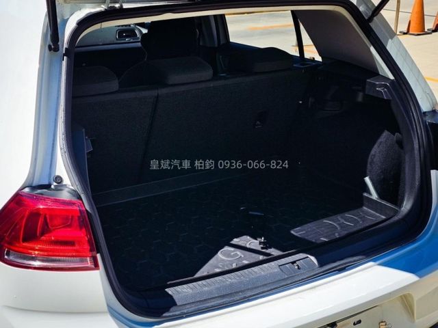 Volkswagen 福斯 Golf  第3張相片