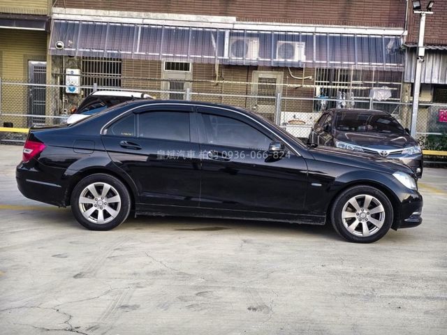 Mercedes-Benz/賓士 C180  第3張相片