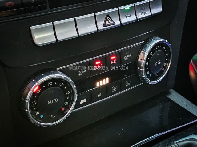 Mercedes-Benz/賓士 C180  第11張相片