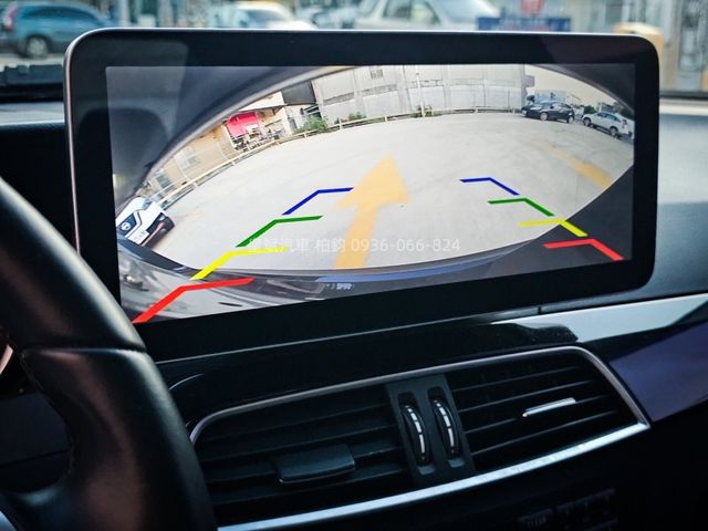 Mercedes-Benz/賓士 C180  第12張相片