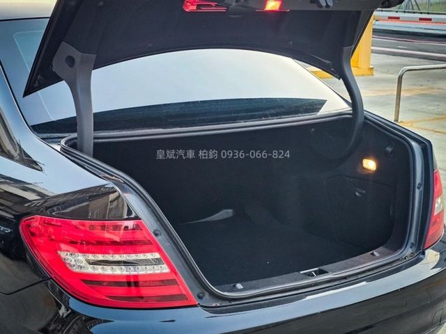 Mercedes-Benz/賓士 C180  第13張相片