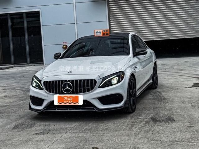 Mercedes-Benz/賓士 C300  第1張相片