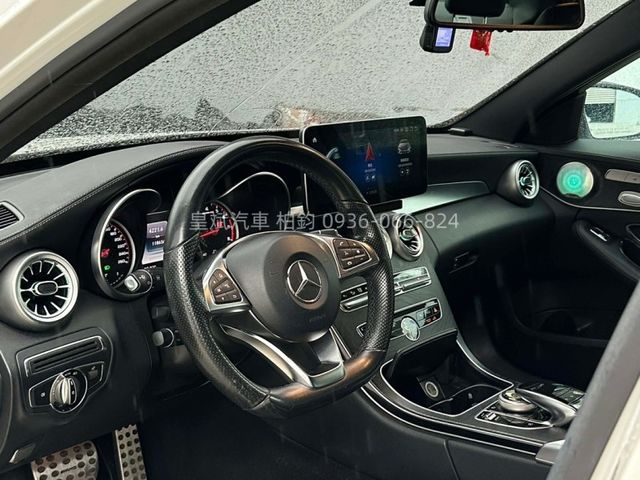 Mercedes-Benz/賓士 C300  第5張相片