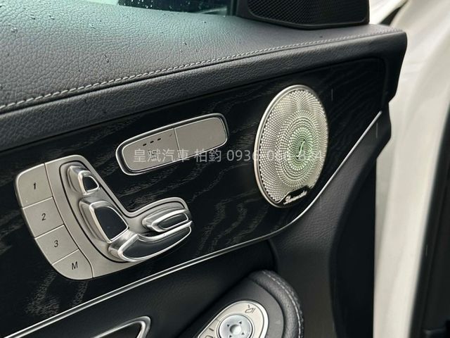 Mercedes-Benz/賓士 C300  第6張相片