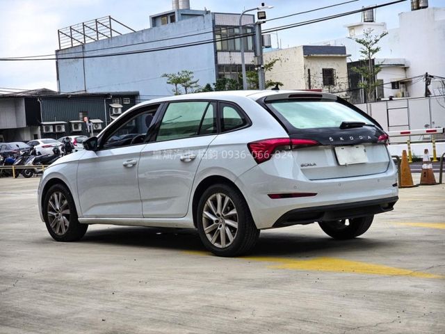 Skoda Scala  第3張相片