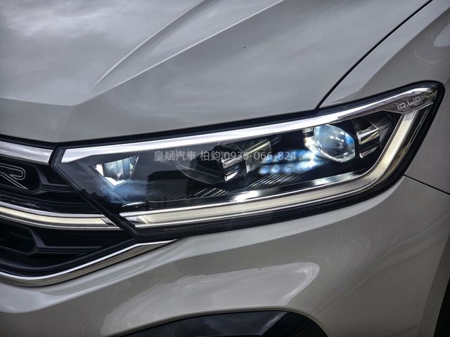 Volkswagen 福斯 T-Roc  第7張相片