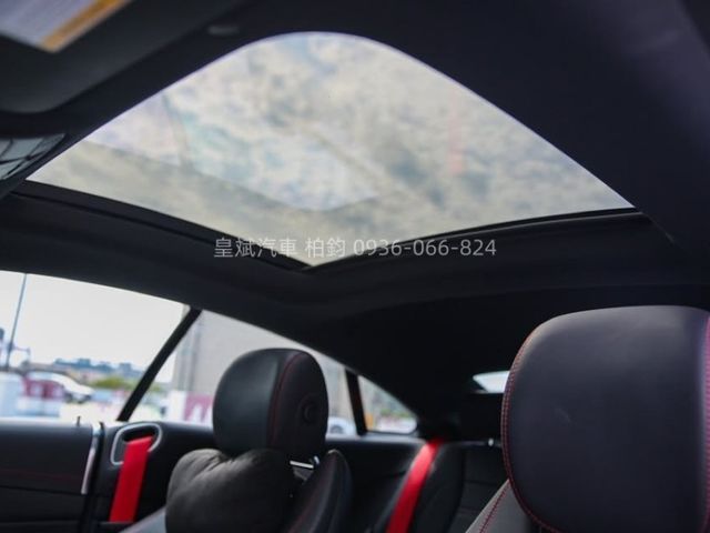 Mercedes-Benz/賓士 E-CLASS  第2張相片