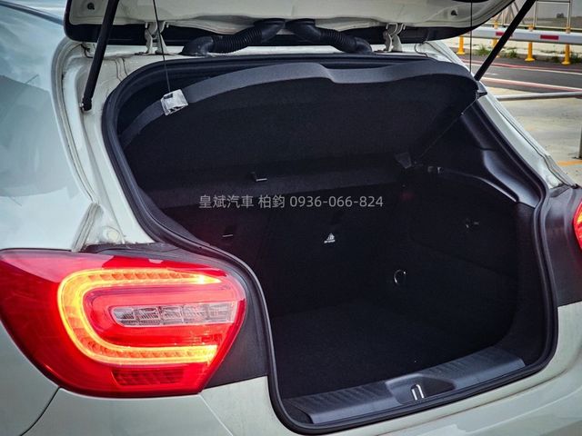 Mercedes-Benz/賓士 A-CLASS  第3張相片