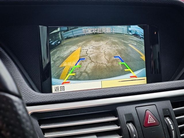 2011年E350 AMG/全景天窗/HK音響/IKEY/摸門/顯影/雷達/HID頭燈/電尾門/電熱椅/電動記憶椅  第1張相片