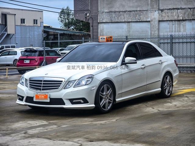 2011年E350 AMG/全景天窗/HK音響/IKEY/摸門/顯影/雷達/HID頭燈/電尾門/電熱椅/電動記憶椅  第5張相片