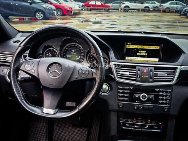 2011年E350 AMG/全景天窗/HK音響/IKEY/摸門/顯影/雷達/HID頭燈/電尾門/電熱椅/電動記憶椅  第13張相片