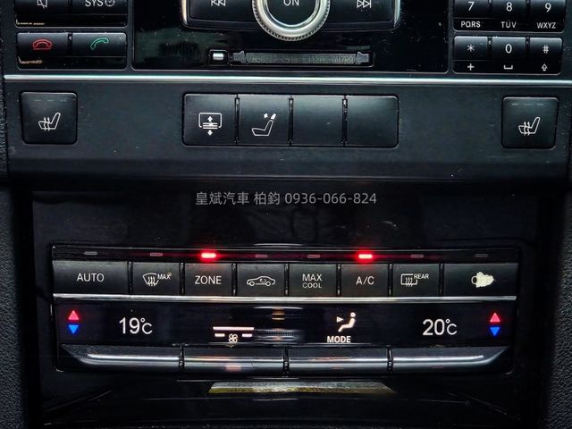 2011年E350 AMG/全景天窗/HK音響/IKEY/摸門/顯影/雷達/HID頭燈/電尾門/電熱椅/電動記憶椅  第17張相片