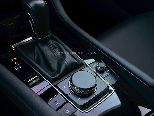 Mazda Mazda3  第7張相片