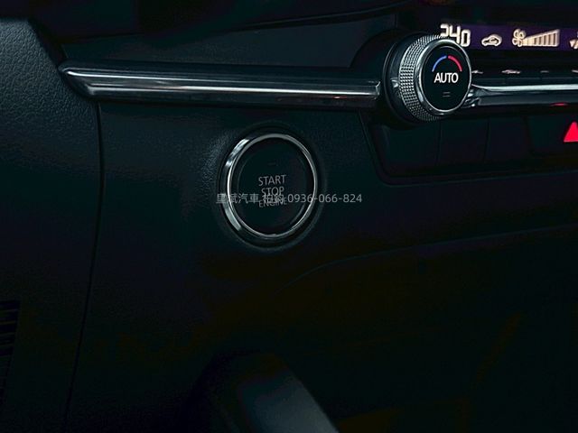 Mazda Mazda3  第15張相片