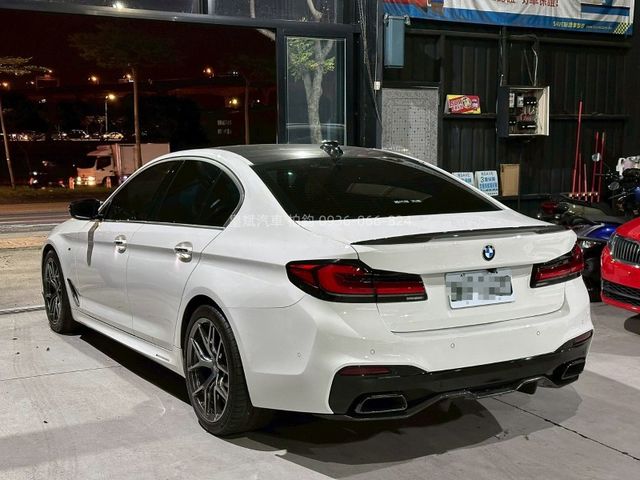 BMW/ 寶馬 520i M Sport  第7張相片