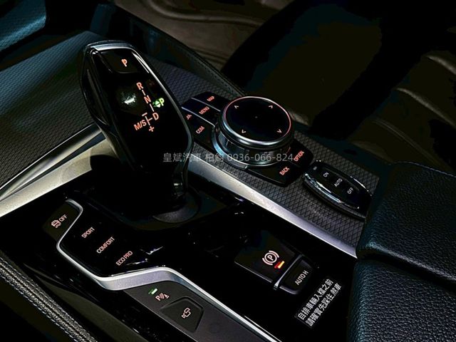 BMW/ 寶馬 520i M Sport  第12張相片