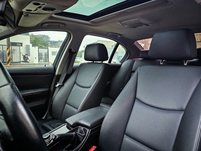 BMW/ 寶馬 3 SERIES  第11張相片