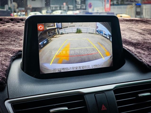 Mazda Mazda3  第15張相片