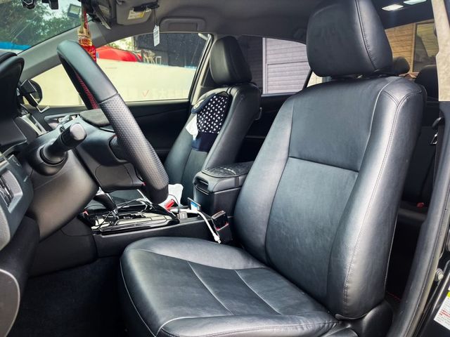Toyota Camry  第9張相片