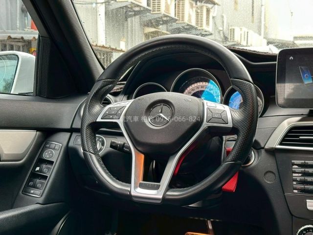 Mercedes-Benz/賓士 C250  第10張相片