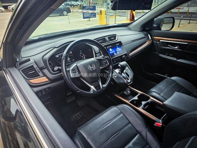 Honda CR-V  第14張相片