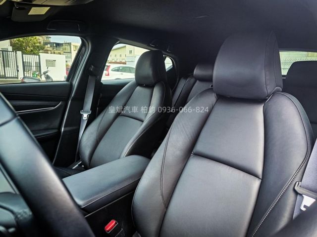 Mazda Mazda3  第10張相片