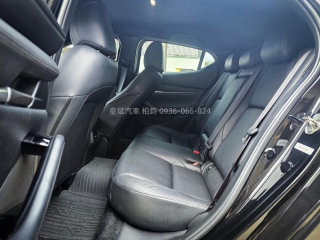 Mazda Mazda3  第12張相片