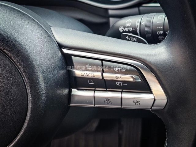 Mazda Mazda3  第16張相片